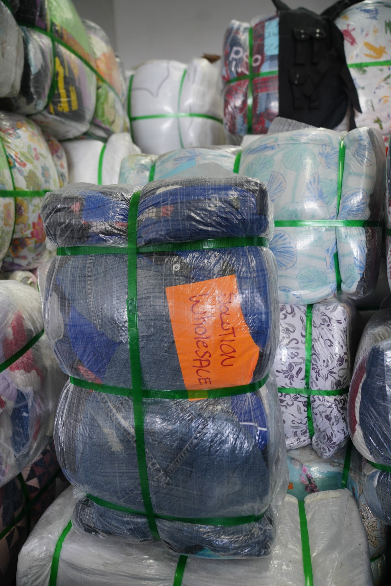 A Grade Mixed Bale — 100 lbs